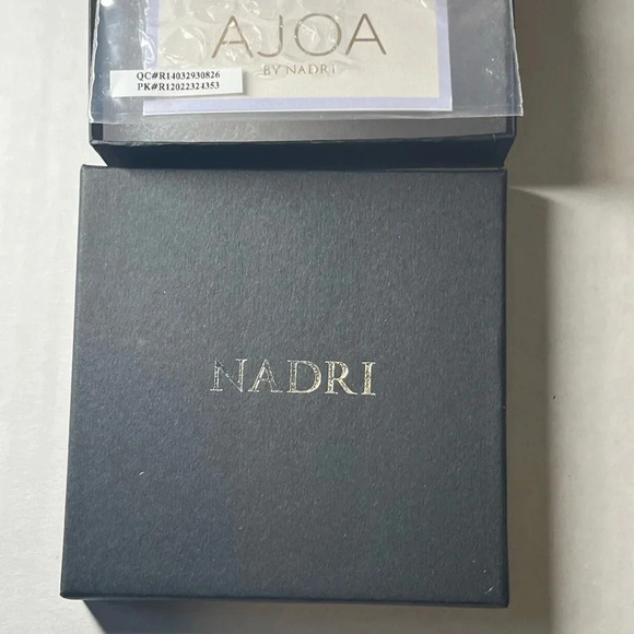 Nadri Gold plated necklace for young girl or teenager. 16” length 2” extender - Picture 9 of 12